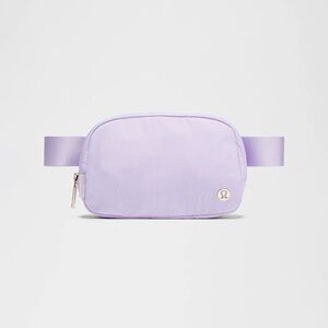NWT Everywhere Belt Bag 1L Lavender Fog